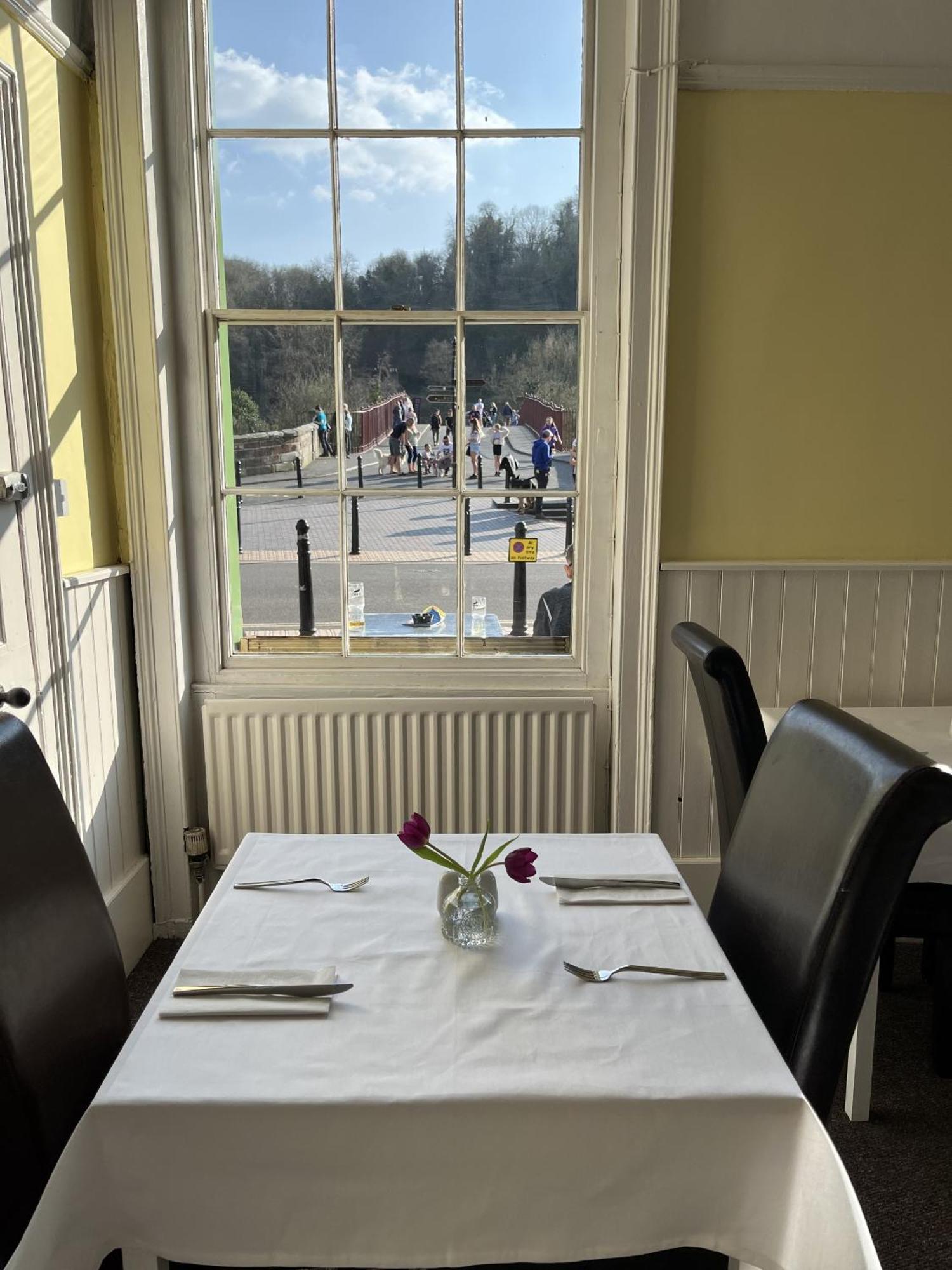 The Tontine Hotel & Bar Ironbridge Exterior foto